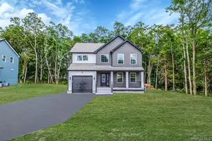 39 Lakeview Dr, Middle Island, NY 11953 - Photo 34