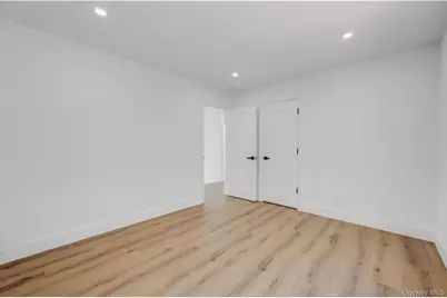 39 Lakeview Drive, Middle Island, NY 11953 - Photo 18