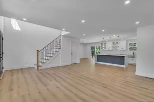 39 Lakeview Dr, Middle Island, NY 11953 - Photo 4