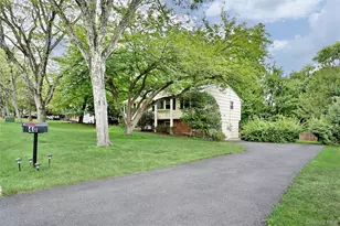 40 Eastbourne Dr, Chestnut Ridge, NY 10977 - Photo 20