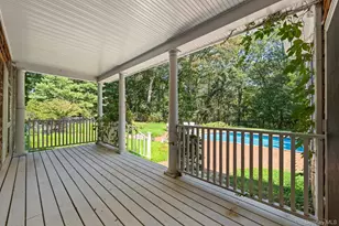 18 Watercrest Ct, Saint James, NY 11780 - Photo 20