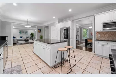 18 Watercrest Court, Saint James, NY 11780 - Photo 8