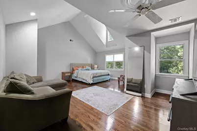 18 Watercrest Court, Saint James, NY 11780 - Photo 16