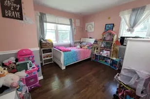 302 Bridgeport Ave, Medford, NY 11763 - Photo 18