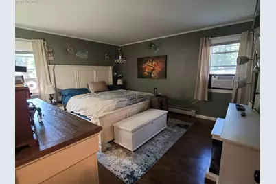 302 Bridgeport Avenue, Medford, NY 11763 - Photo 16