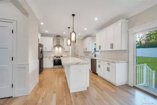 271 N Country Rd, Smithtown, NY 11787 - Photo 30