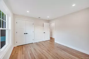 271 N Country Rd, Smithtown, NY 11787 - Photo 46