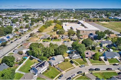 34 Ripple Lane, Levittown, NY 11756 - Photo 8