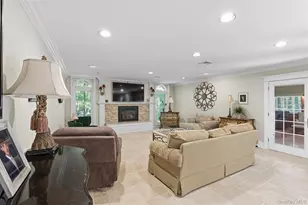 19 Stonehedge Dr, West Nyack, NY 10994 - Photo 12