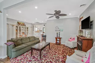 25 Patchogue St, Patchogue, NY 11772 - Photo 6