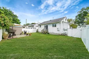 25 Patchogue St, Patchogue, NY 11772 - Photo 20