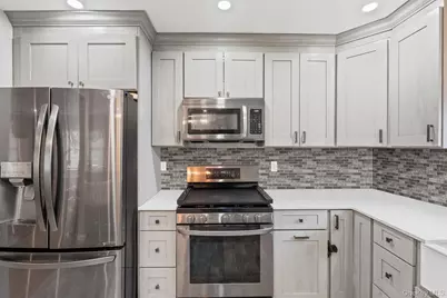 190 W Buchanan Street, New York, NY 10301 - Photo 14