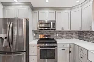 190 W Buchanan St, New York, NY 10301 - Photo 14