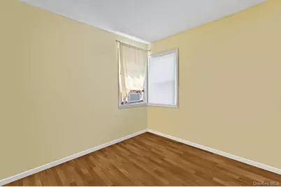 190 W Buchanan Street, New York, NY 10301 - Photo 26