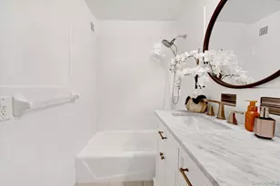 1 Balint Dr, Yonkers, NY 10710 - Photo 16