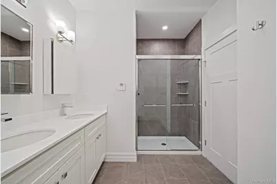 103 Dover Street, Central Islip, NY 11722 - Photo 22