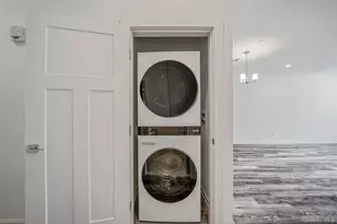 103 Dover St, Central Islip, NY 11722 - Photo 16