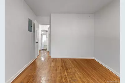 826 E 216 Street, Bronx, NY 10467 - Photo 18