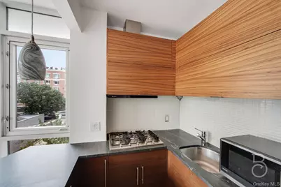 11-24 31st Avenue #3A, Astoria, NY 11106 - Photo 12