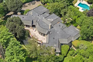 13 Chanticlare Dr, Manhasset, NY 11030 - Photo 44