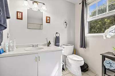 7 Sutton Place, Islip, NY 11751 - Photo 26