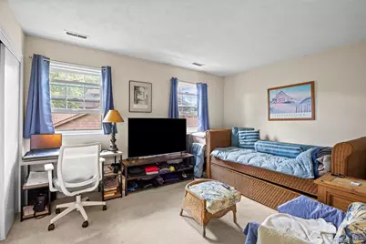 7 Sutton Place, Islip, NY 11751 - Photo 24