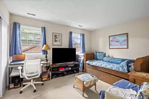 7 Sutton Pl, Islip, NY 11751 - Photo 24