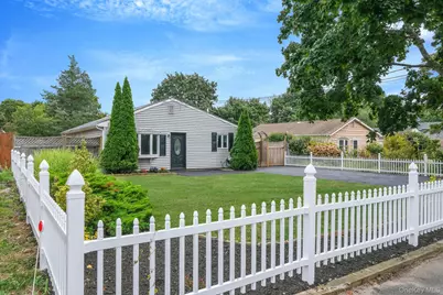 66 Laurin Road, Calverton, NY 11933 - Photo 2