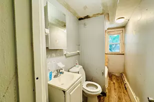 52 Benkard Ave, Newburgh, NY 12550 - Photo 18