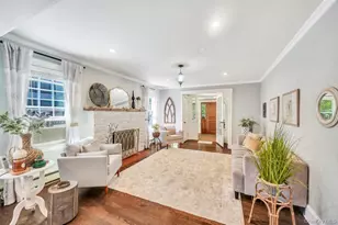 84 Superior Rd, Floral Park, NY 11001 - Photo 2