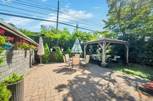 84 Superior Rd, Floral Park, NY 11001 - Photo 20