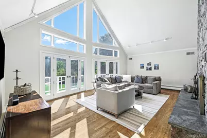 6 Whippoorwill Lake Road, Chappaqua, NY 10514 - Photo 4