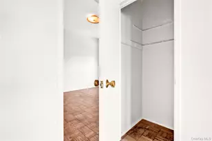 20 E 9th St, New York, NY 10003 - Photo 24