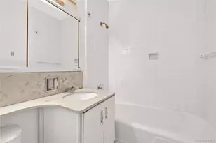 20 E 9th St, New York, NY 10003 - Photo 22