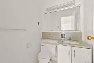 20 E 9th Street #14O, New York, NY 10003 - Photo 26