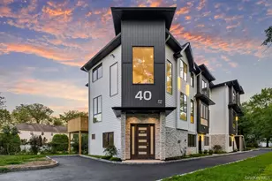 40 Singer Ave, Spring Valley, NY 10977 - Photo 2