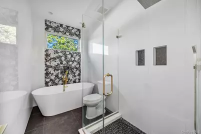 40 Singer Avenue #201, Spring Valley, NY 10977 - Photo 24