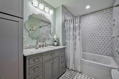 17 Hill Road, Farmingdale, NY 11735 - Photo 30