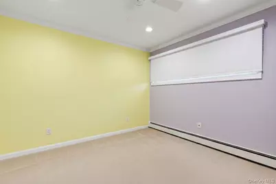 18 Halsey Street, Freeport, NY 11520 - Photo 6