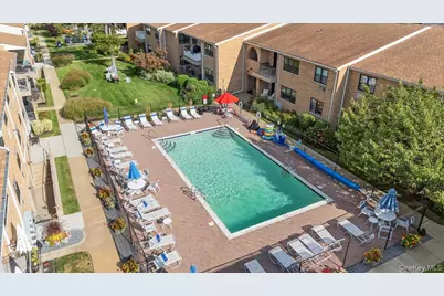 210 Westend Avenue #8B, Freeport, NY 11520 - Photo 18