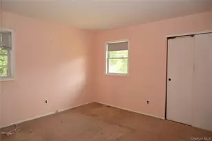 2816 Acorn Ave, Medford, NY 11763 - Photo 14