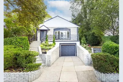 85-49 Avon Street, Jamaica, NY 11432 - Photo 2