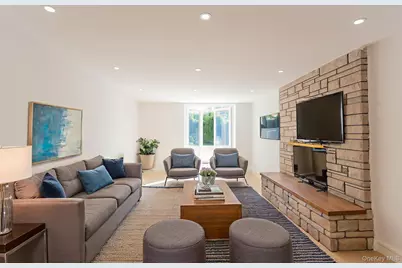 85-49 Avon Street, Jamaica, NY 11432 - Photo 12