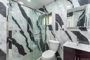 85-49 Avon St, Jamaica, NY 11432 - Photo 14