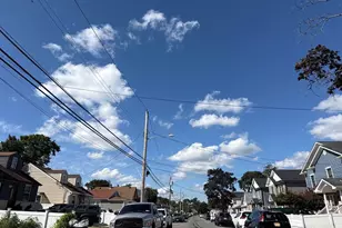 104 E Pennywood Ave, Roosevelt, NY 11575 - Photo 4