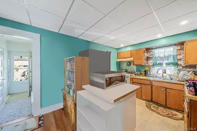 173 E Seaman Avenue, Freeport, NY 11520 - Photo 14