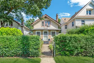 173 E Seaman Ave, Freeport, NY 11520 - Photo 4