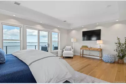 20 Cove Lane, Westhampton Dunes, NY 11978 - Photo 24