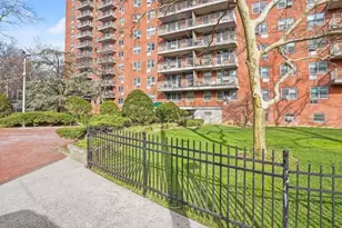 3410 De Reimer Ave, Bronx, NY 10475 - Photo 6