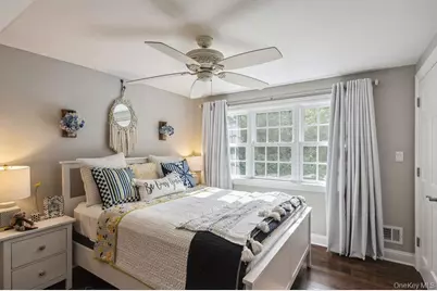 15 Briarwood Drive, Huntington, NY 11743 - Photo 12